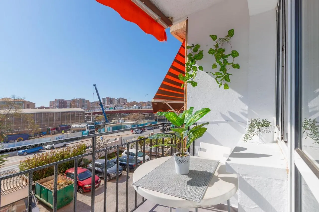 Apartamento Con Terraza Centrico Malaga Apartment
