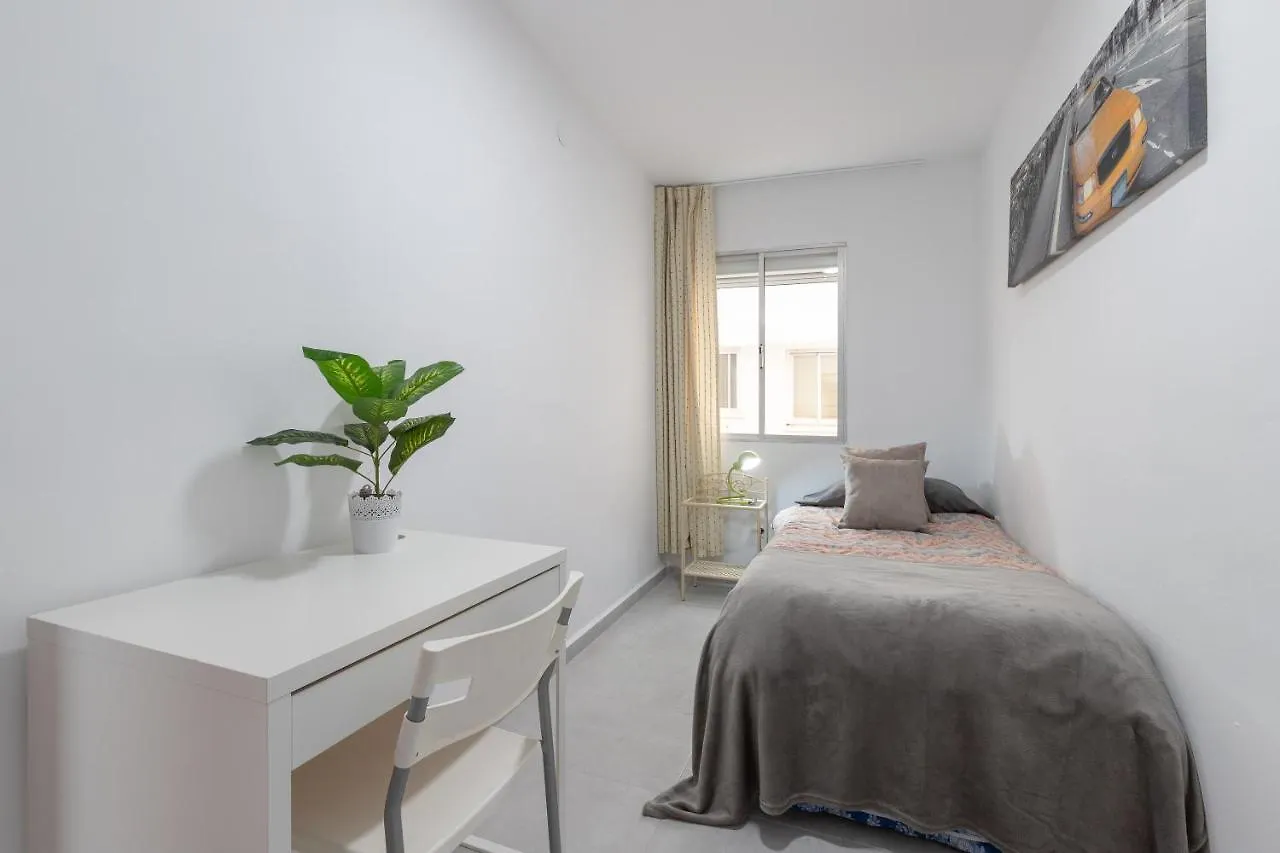 Apartamento Con Terraza Centrico Malaga Apartment
