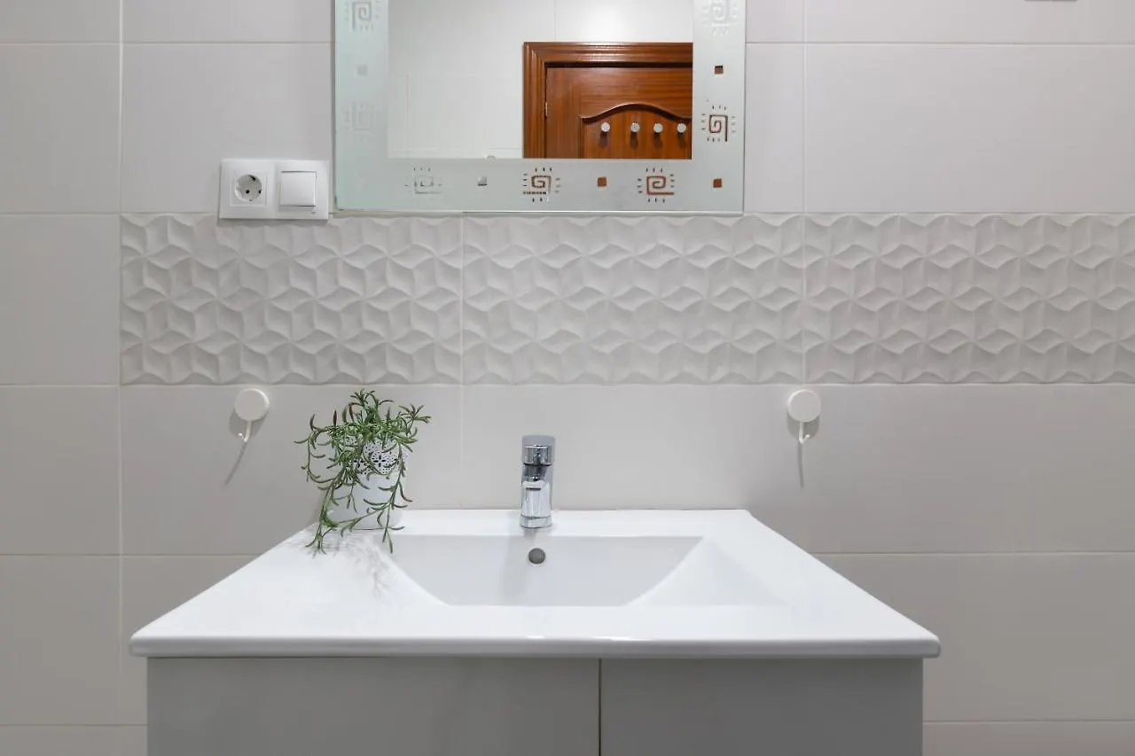 Apartamento Con Terraza Centrico Malaga